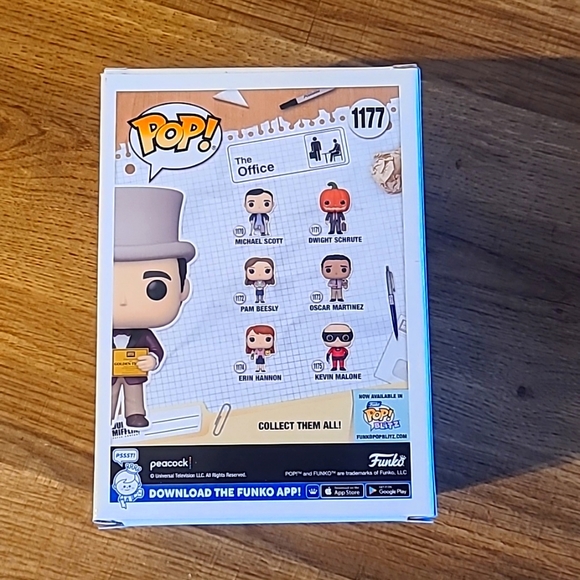 COPY - Funko Pop TV #1177 Michael Scott With Golden Ticket The Office FYE Exclu… - Picture 3 of 3